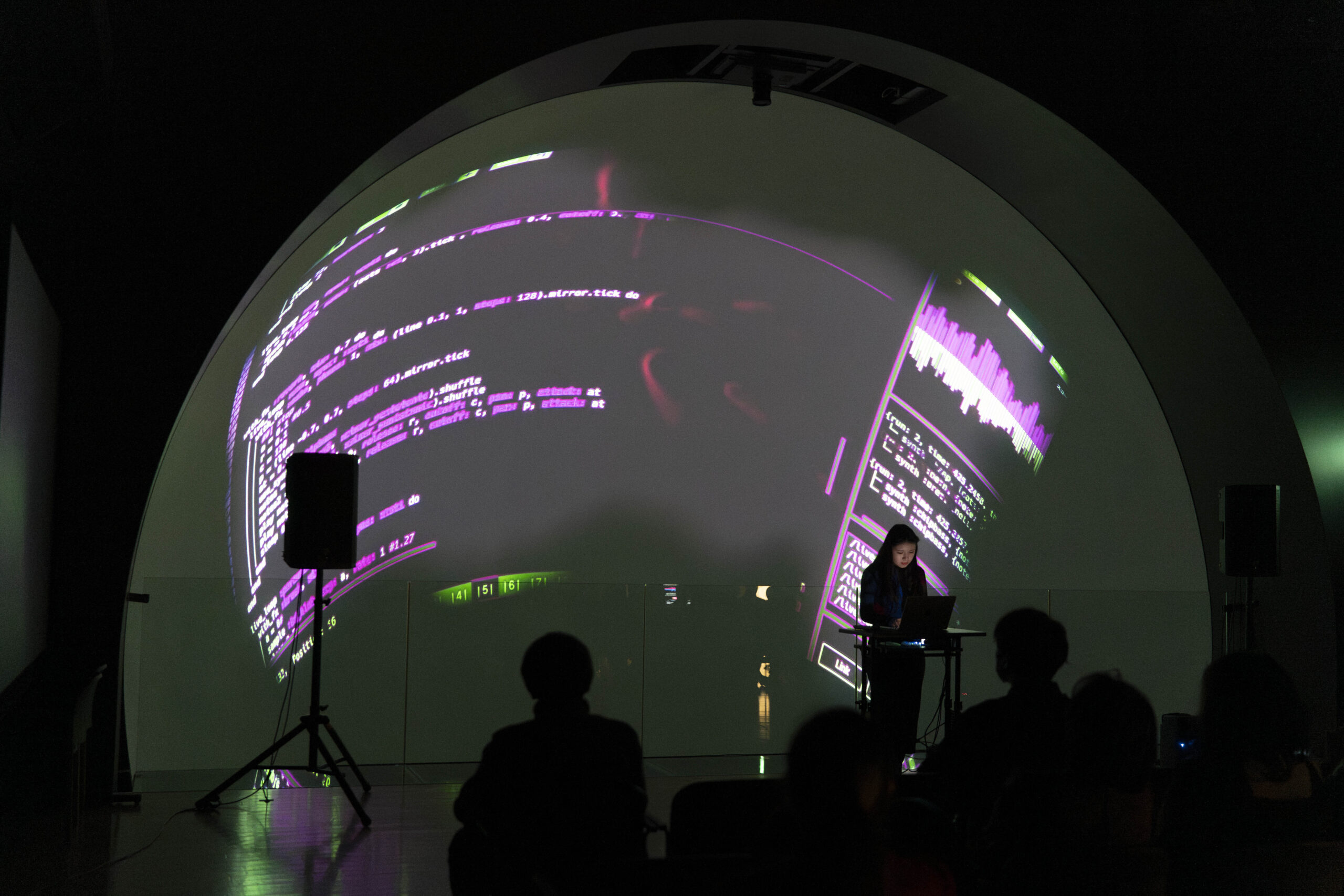 アート・デザイン・音楽 TOKYO VIC ACADEMY アート・デザイン・音楽 TOKYO VIC ACADEMY sk250811.jpg